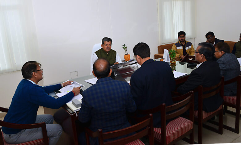 गेहूं की खरीद पर अतिरिक्त बोनस की घोषणा की हो प्रभावी क्रियान्विति, उचित मूल्य की दुकानों पर भौतिक सत्यापन के लिए शीघ्र लगाएं आइरिस मशीनें – खाद्य एवं नागरिक आपूर्ति मंत्री…