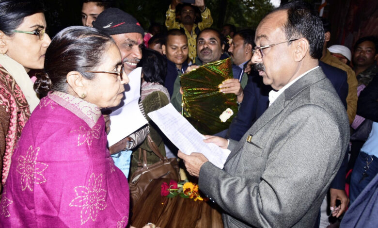 उप मुख्यमंत्री श्री अरुण साव ने ‘जनदर्शन’ में सुनी लोगों की समस्याएं…