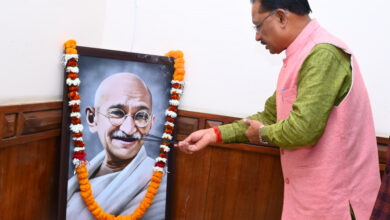 मुख्यमंत्री श्री विष्णु देव साय ने राष्ट्रपिता महात्मा गांधी की पुण्यतिथि पर उन्हें किया नमन…