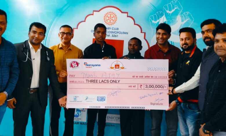 एमएमआई नारायणा हॉस्पिटल और अन्य मीडिया ने मिल कर एक कोशिश के तहत अजय का इलाज के लिए फंड जमा किया एमएमआई नारायणा हॉस्पिटल और अन्य मीडिया ने मिल कर एक कोशिश के तहत अजय का इलाज के लिए फंड जमा किया