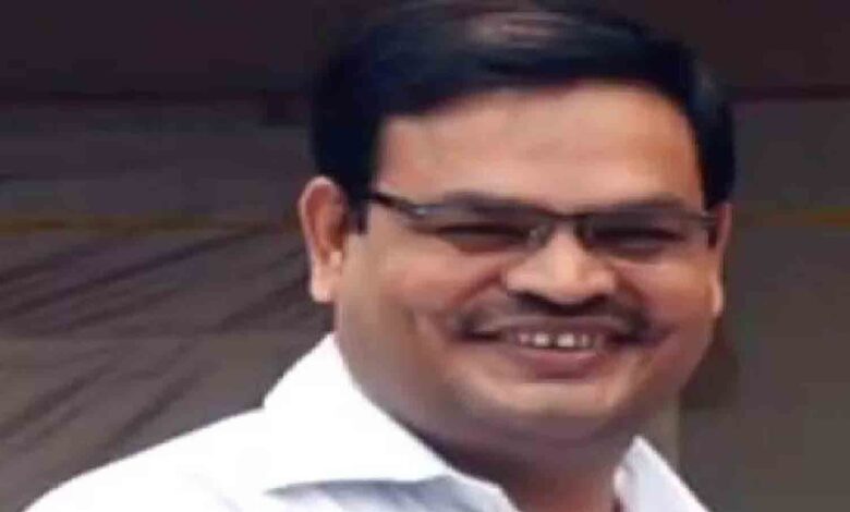 नीलमणि अग्निहोत्री बने पांढुर्ना के अपर कलेक्टर, आदेश जारी… नीलमणि अग्निहोत्री बने पांढुर्ना के अपर कलेक्टर, आदेश जारी…