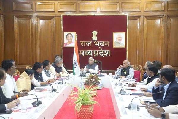 गरीब और पिछड़े समुदायों के उत्थान के प्रयासों में संवेदनशीलता जरूरी : राज्यपाल श्री पटेल…