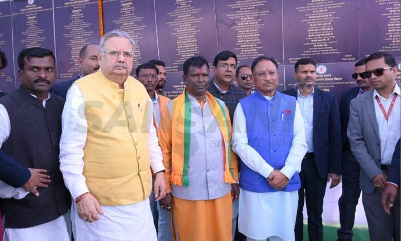 मुख्यमंत्री ने सूरजपुर के जमदेई क्षेत्रवासियों को 27.72 करोड़ रूपए की लागत के 30 विकास कार्यों की दी सौगात…