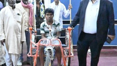 कलीराम को मिली नयी ट्रायसाइकिल, अब किसी का सहारा नहीं लेना पड़ेगा…