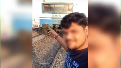 रील बनाने वाले रहे सावधान, रेलवे ट्रैक या रेलवे परिसर पर सेल्फी या रील बनाई तो होगी 6 महीने की जेल