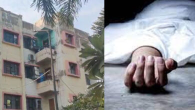 पुलिस कॉलोनी में महिला की हत्या, सूचना पर पहुंचे आलाधिकारी… पुलिस कॉलोनी में महिला की हत्या, सूचना पर पहुंचे आलाधिकारी…