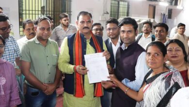 स्वास्थ्य विभाग के बर्खास्त 05 हजार कर्मी हुये बहाल और 25 हजार कर्मियों को मिला रूका वेतन…