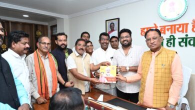 राजिम के क्षेत्रवासियों ने CM साय से मुलाकात कर जताया आभार…