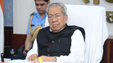 पीएम मोदी के प्रवास के मद्देनजर राज्यपाल ने राजभवन में बैठक ली