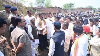 डिप्टी सीएम ने घटना स्थल का किया मुआयना, घायलों से भी मिले डिप्टी सीएम ने घटना स्थल का किया मुआयना, घायलों से भी मिले