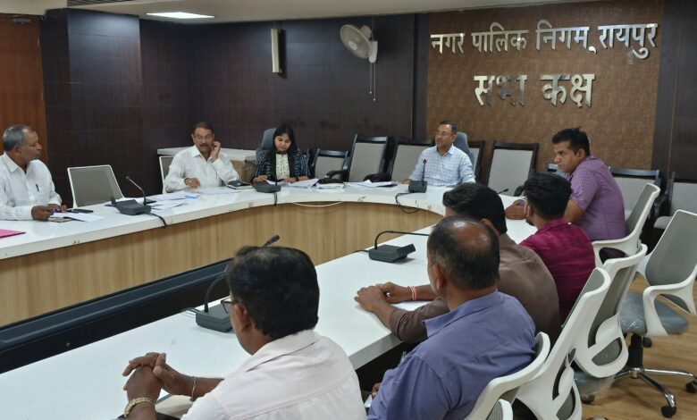 मतदान दलों के लिए मोबाईल चार्जिंग की भी व्यवस्था रहेगी मतदान दलों के लिए मोबाईल चार्जिंग की भी व्यवस्था रहेगी