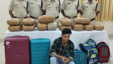 अंतरराज्यीय गांजा तस्कर गिरफ्तार