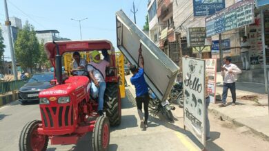 सुगम यातायात व्यवस्था और पार्किंग व्यवस्था सुदृढ़ करने हटाए अतिक्रमण