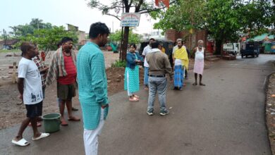 भारी गंदगी मिलने से सफाई ठेकेदार पर जुर्माना