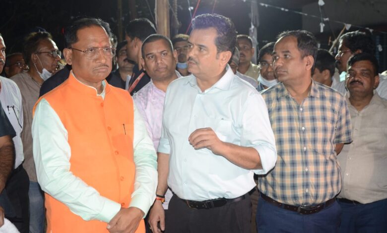 सीएम साय पहुंचे बिजली गोदाम की आगजनी का जायजा लेने