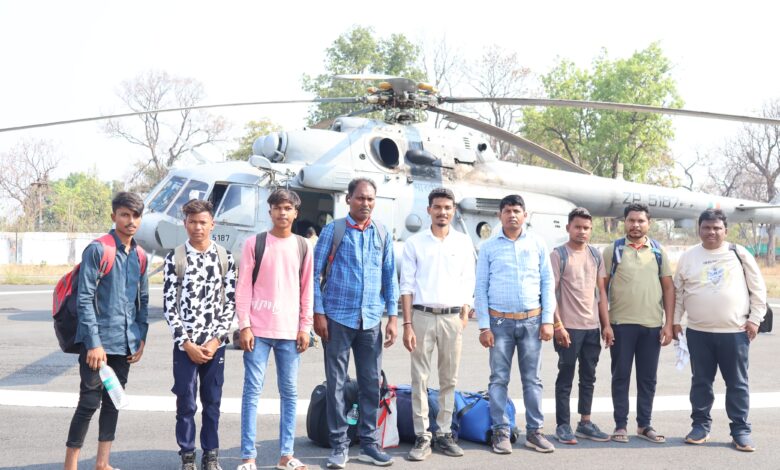 छत्तीसगढ़ में प्रथम चरण के मतदान के लिए मतदान दलों की रवानगी शुरू