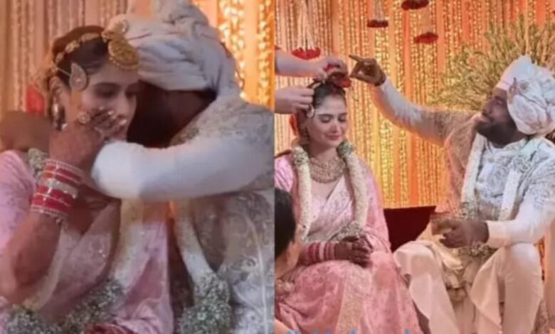 सॉफ्ट पेस्टल साड़ी में बहुत प्यारी लगी आरती सिंह