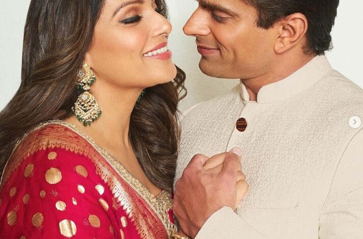 बिपाशा बसु ने पति करण को रोमांटिक अंदाज में विश की 8वीं शादी की सालगिरह