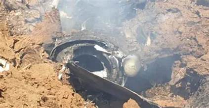 वायुसेना का टोही विमान क्रैश, दहशत