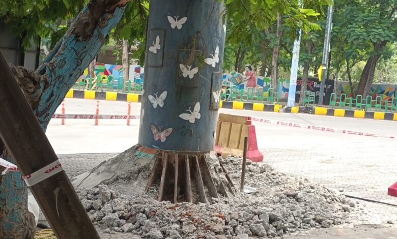 पुराने एवं जर्जर युनिपोल को निकालने का कार्य प्रारम्भ