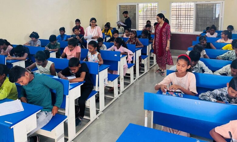 एकलव्य विद्यालय में प्रवेश के प्रदेश के बच्चों में उत्साह का माहौल…