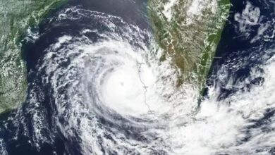 आंधी-तूफान, भारी बारिश की चेतावनी आंधी-तूफान, भारी बारिश की चेतावनी