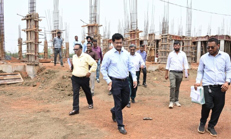 स्वयं के विकास के साथ समाज में भागीदारी ही वास्तविक सफलता : सोनमणि बोरा