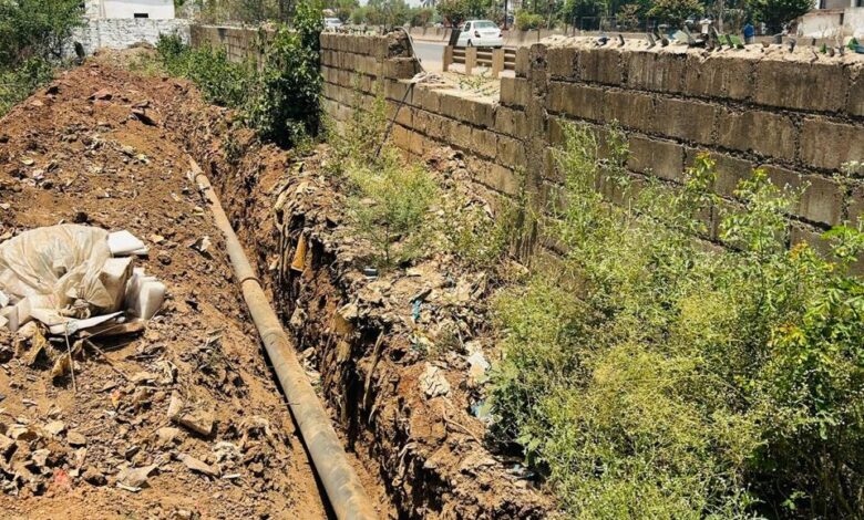 चन्दनडीह की पाईप लाईन को एनएचएआई ने किया क्षतिग्रस्त