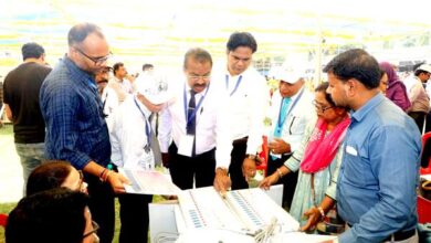 श्रीलंका और फिलीपीन्स के डेलीगेशन ने देखी मतदान सामग्री वितरण प्रक्रिया…