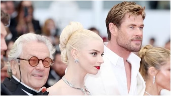 आन्या टेलर जॉय-क्रिस हेम्सवर्थ ने रेड कार्पेट पर बिखेरा जलवा