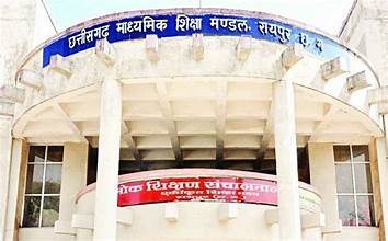 ये है 10वीं और 12वीं बोर्ड परीक्षा के टॉपर, बेटियों रही सबसे आगे