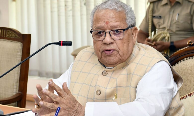 नजाति क्षेत्र योजनाओं एवं विकास कार्यों की राज्यपाल ने किया समीक्षा… 