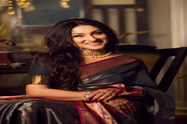 अभिनेत्री रितुपर्णा सेनगुप्ता को ईडी ने फिर भेजा समन अभिनेत्री रितुपर्णा सेनगुप्ता को ईडी ने फिर भेजा समन