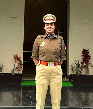 बीस साल पुरानी क़मीज़ और आईपीएस प्रशिक्षु ट्विंकल और बिलासपुर पुलिस ने मिलकर पहुँचाया अज्ञात शव को उसके परिजनों तक