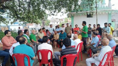 विधायक मूणत निगम आयुक्त एवं वार्ड पार्षद सहित पहुचे करबला तालाब, तालाब के संरक्षण, सौंदर्यीकरण पर की चर्चा