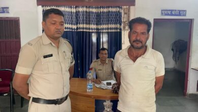 अशांति फैलाने वाले व्यक्ति को पुलिस ने पकड़ा