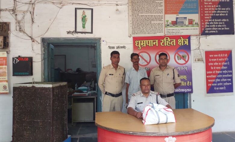 नशे के कारोबार पर कोतवाली पुलिस का प्रहार नशे के कारोबार पर कोतवाली पुलिस का प्रहार