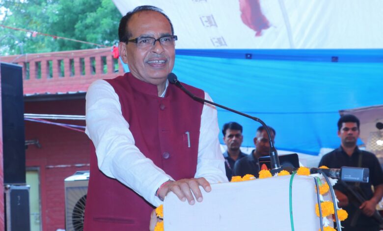 प्रधानमंत्री मोदी के नेतृत्व में छोटे व सीमांत किसानों को सशक्त करेगी सरकार: केंद्रीय कृषि मंत्री चौहान