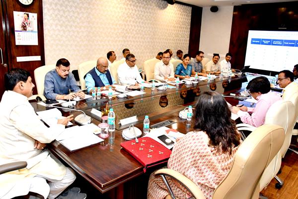 हाई स्कूल और हायर सेकेंडरी कक्षाओं में कृषि संबंधी विषयों का अध्ययन हो आरंभ – मुख्यमंत्री डॉ. यादव हाई स्कूल और हायर सेकेंडरी कक्षाओं में कृषि संबंधी विषयों का अध्ययन हो आरंभ – मुख्यमंत्री डॉ. यादव