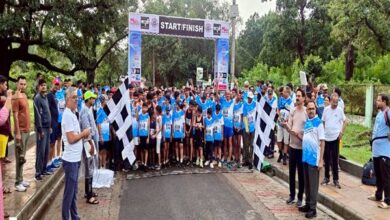 पचमढ़ी मानसून मैराथन : हल्की फुहारों के बीच रनर्स ने लगाई दौड़