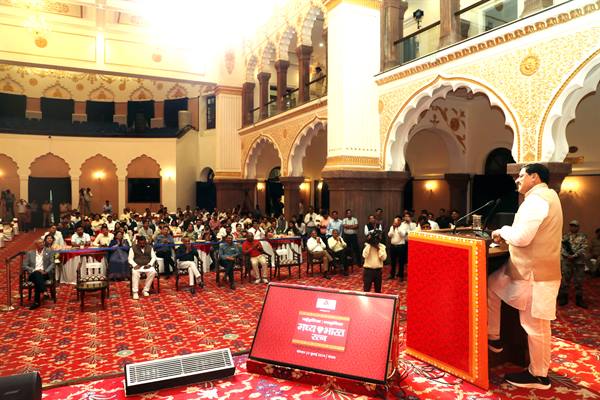 प्रदेश में विकास कार्यों को लगातार आगे बढ़ाते रहेंगे: मुख्यमंत्री डॉ. यादव