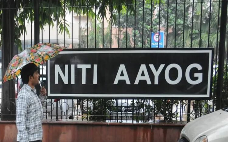 भारत में शून्य-उत्सर्जन ट्रक अपनाने में तेज़ी लाने के लिए गियरशिफ्ट चैलेंज की शुरुआत की भारत में शून्य-उत्सर्जन ट्रक अपनाने में तेज़ी लाने के लिए गियरशिफ्ट चैलेंज की शुरुआत की