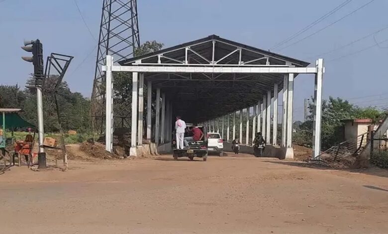 सिरसा अंडर ब्रिज के मरम्मत कार्य के लिए अस्थाई रूप से बंद सिरसा अंडर ब्रिज के मरम्मत कार्य के लिए अस्थाई रूप से बंद