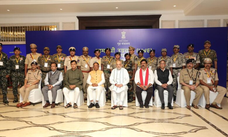 माओवादी आतंक विरोधी अभियान के हर मोर्चे पर छत्तीसगढ़ सरकार को मिली अच्छी सफलता : अमित शाह