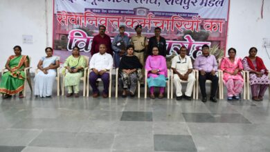 रेल परिवार से 15 सदस्य हुए सेवानिवृत्त रेल परिवार से 15 सदस्य हुए सेवानिवृत्त