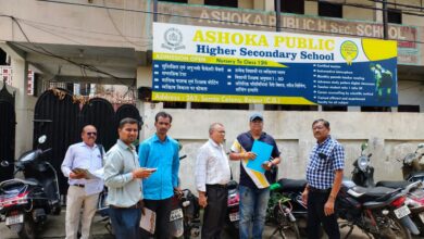 बकायादारों की दुकाने सीलबंद, बकाया का भुगतान