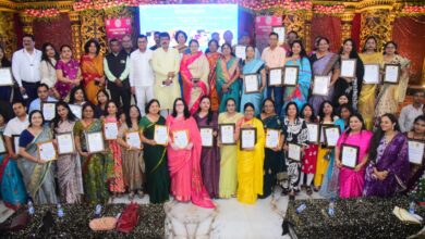 शहर के युवा एवं महिला उद्यमियों को उद्योग श्री अवार्ड शहर के युवा एवं महिला उद्यमियों को उद्योग श्री अवार्ड