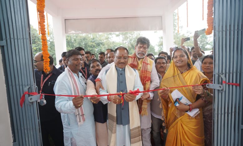 मुख्यमंत्री ने किया तीन एसडीएम कार्यालय और दो थाना कार्यालय का लोकार्पण मुख्यमंत्री ने किया तीन एसडीएम कार्यालय और दो थाना कार्यालय का लोकार्पण