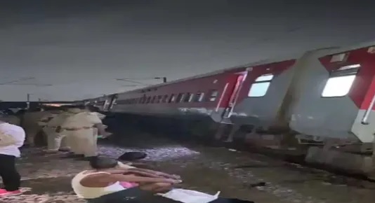 साबरमती एक्सप्रेस हादसे का शिकार, 22 डिब्बे बेपटरी, कई ट्रेनें कैंसिल