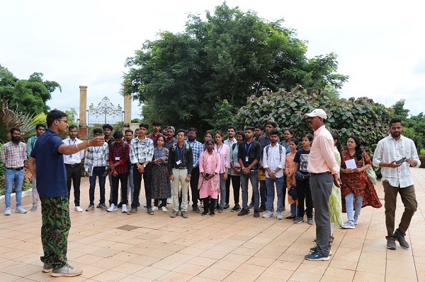 वन्यजीवों और जैव विविधता के विभिन्न पहलुओं का विद्यार्थियों ने लिया व्यवहारिक ज्ञान